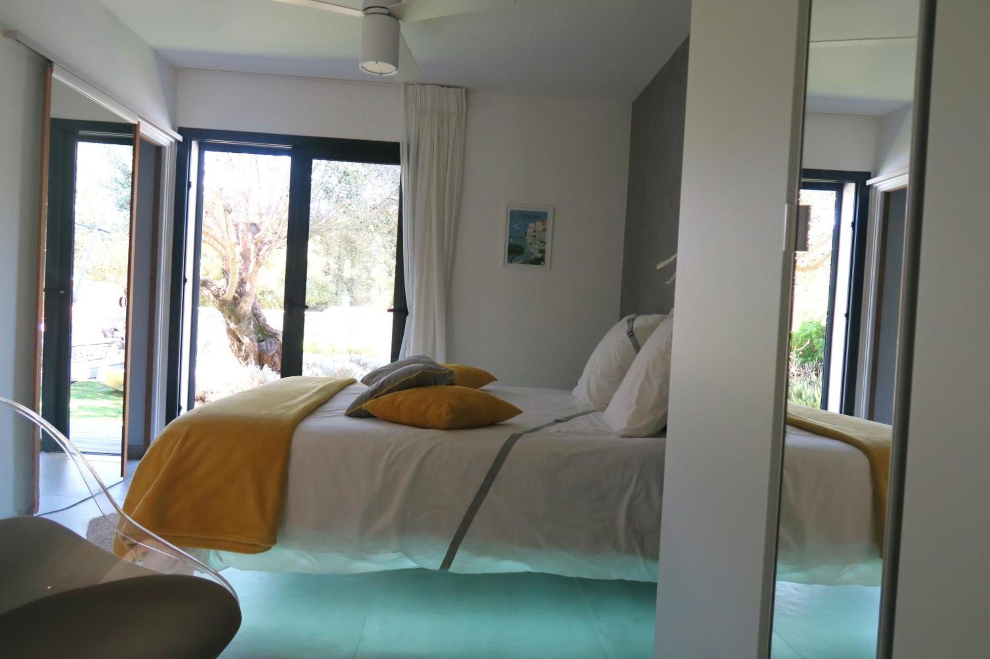 Casa Felicia Apartment Bonifacio  Luaran gambar
